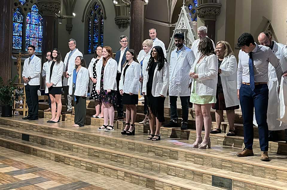 On the last day of July, 182 Saint ˻ֱ University School of Medicine first-year students put on their white coats, symbolizing the start of the journey to becoming doctors.

The Class of 2027 White Coat Ceremony occurred at St. Francis Xavier College Church on Sunday, July 30. Family, friends, and loved ones witnessed the newest class of SLU School of Medicine’s students receive their white coats to mark the start of their journey. 